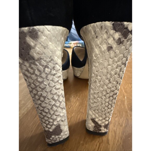 Diane Von Furstenberg Mary Jane Platforms Sz 10 Black Suede Python Pattern Heels - Picture 12 of 12